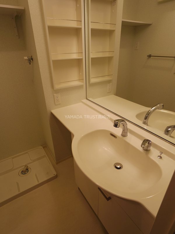 FRAU ベッドルーム