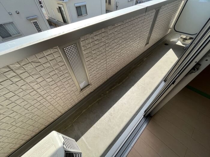 マリオーネ八千代 ベランダ