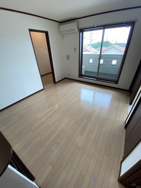 アン・フレメゾン リビング