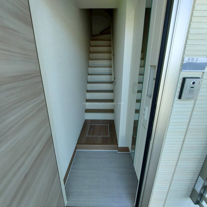 セプトガーデン古市町 玄関