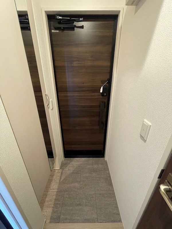 ベルネーレ 玄関