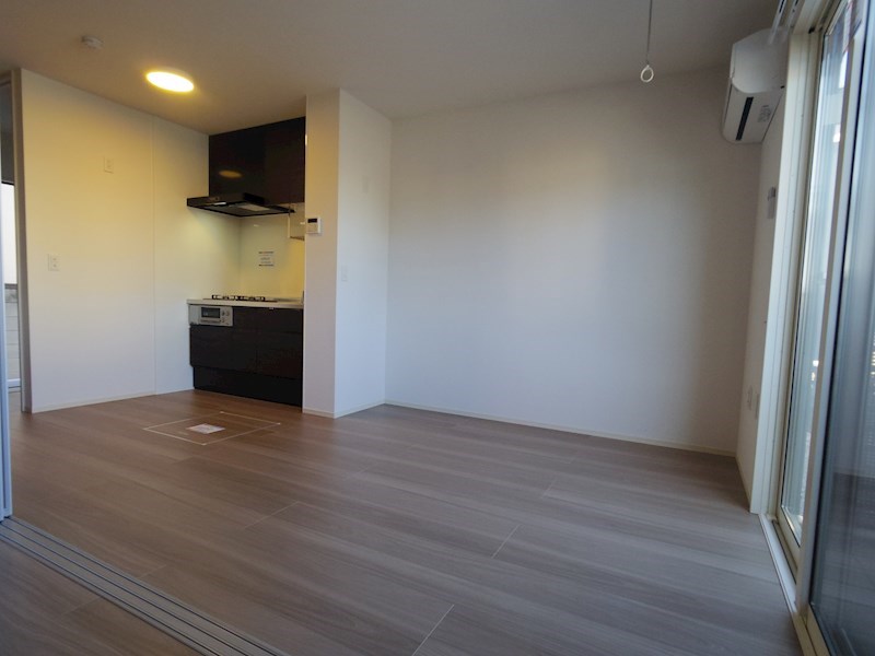 スピネル リビング