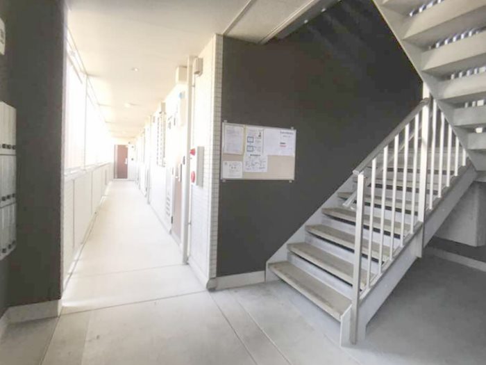 サンライトレジデンス駒形 玄関