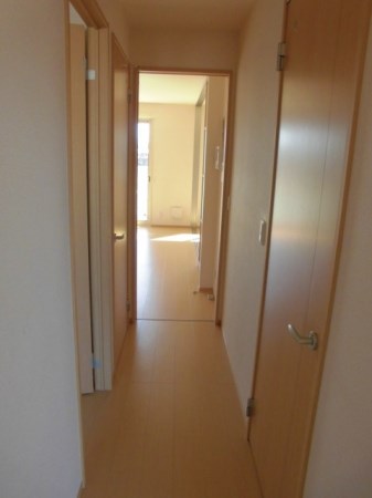 ウィステリア 玄関