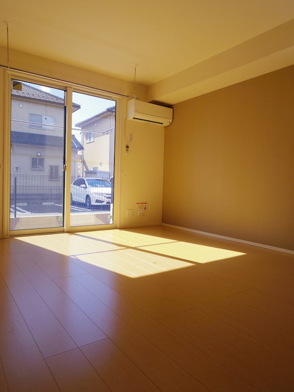 スクエア リビング