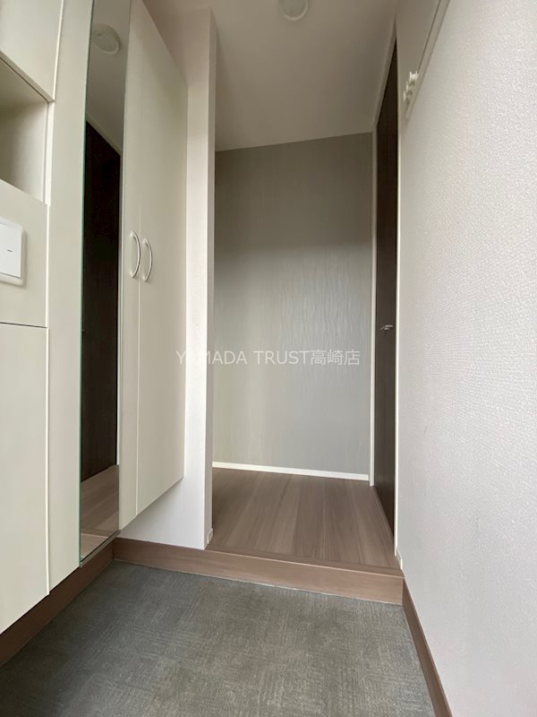 ハーベスト・ムーンⅠ 玄関