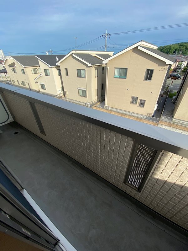 マリオーネ八千代 ベランダ