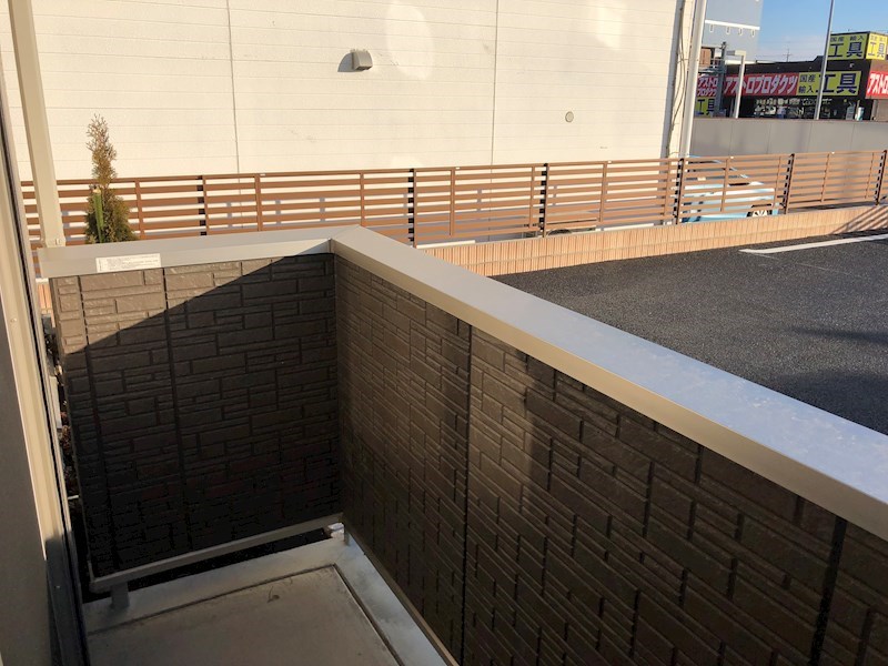 Famille Maebashi ベランダ