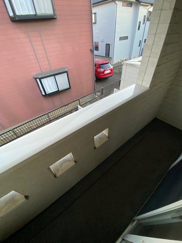 YASURAGI ベランダ