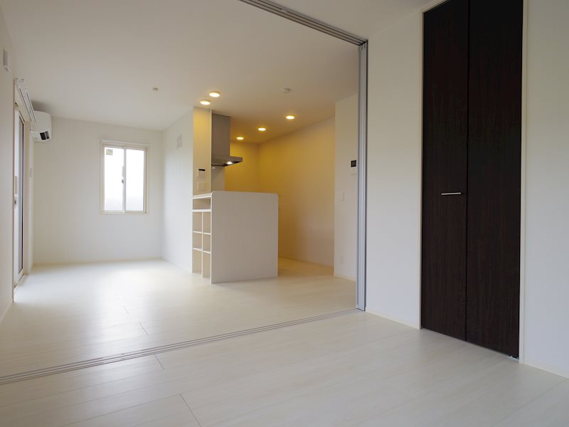 リノ　C リビング