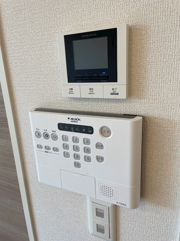 カーサ　リン その他1