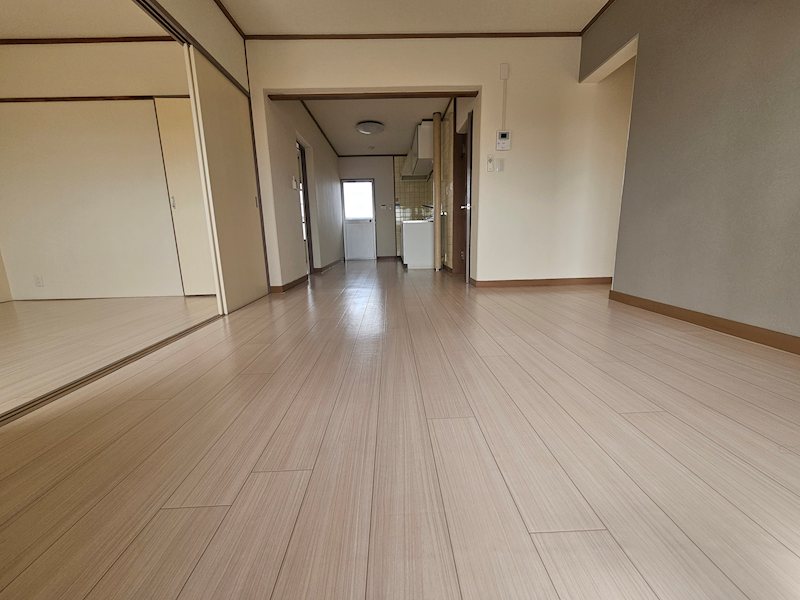 サンハイツ高井 リビング