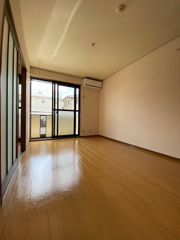 オリゾン リビング