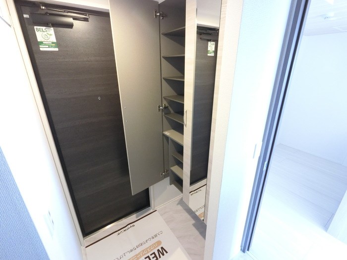 セッティエーム高崎 玄関