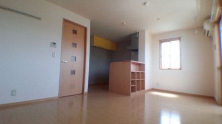 リバーサイド・Ｋ  リビング