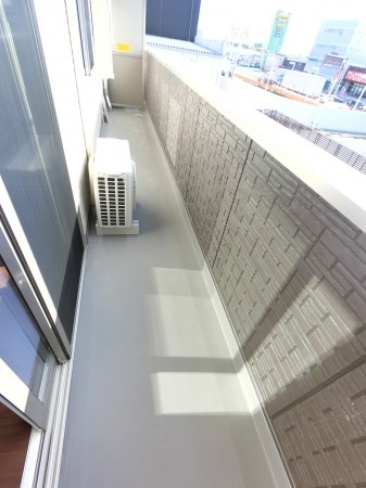 Famille Maebashi ベランダ