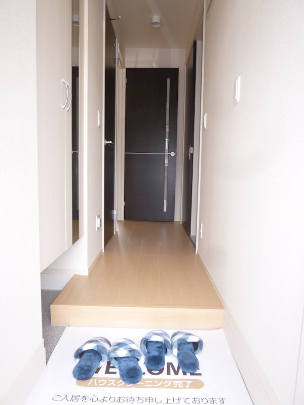 スクエアC 玄関