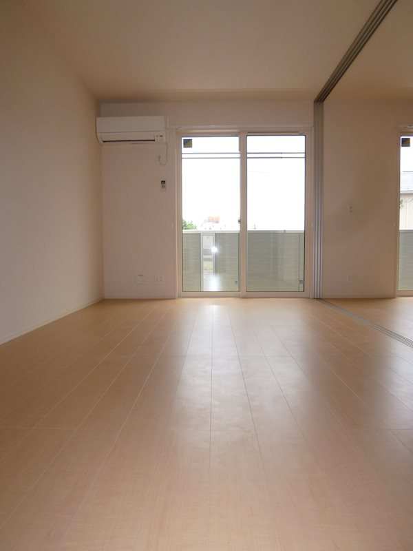 スクエアC リビング