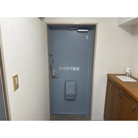 城東グランドレジデンス 玄関