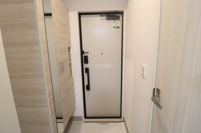 D-ROOM 文京町1丁目 玄関