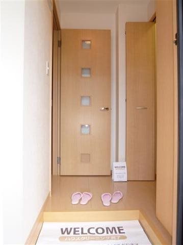 グリーンハイムA・B 玄関