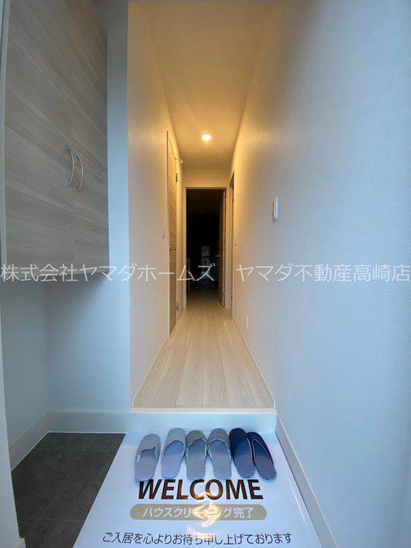 アークイースト 玄関
