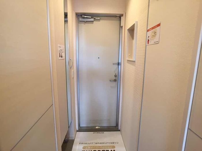 ディアコートＡ 玄関