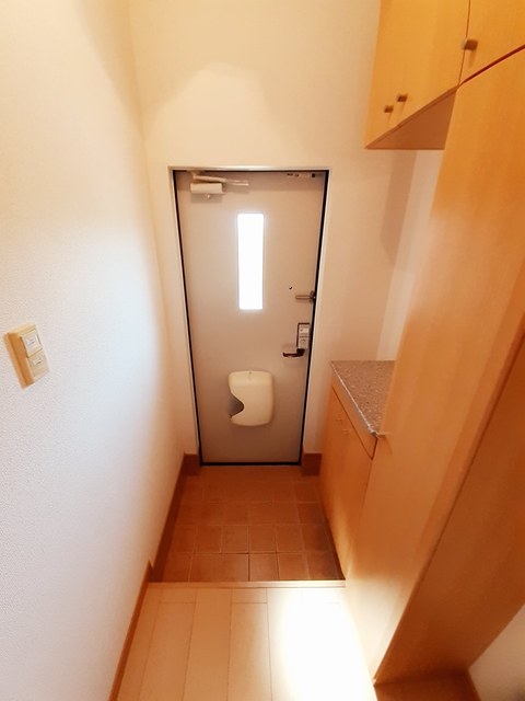 ウィングスＡ 玄関