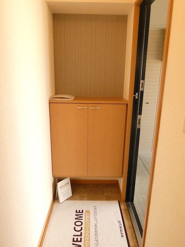 サニーウェル清里B 玄関