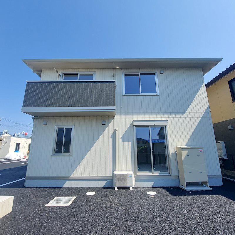 建築中