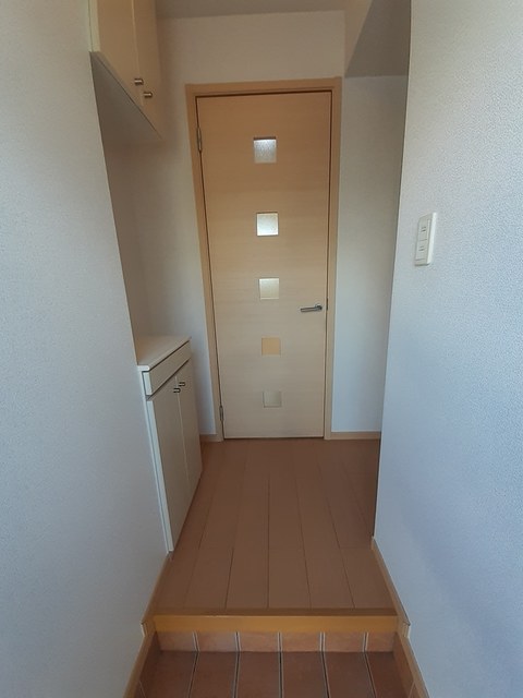 パル大東 玄関