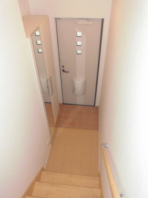 コッティ 玄関