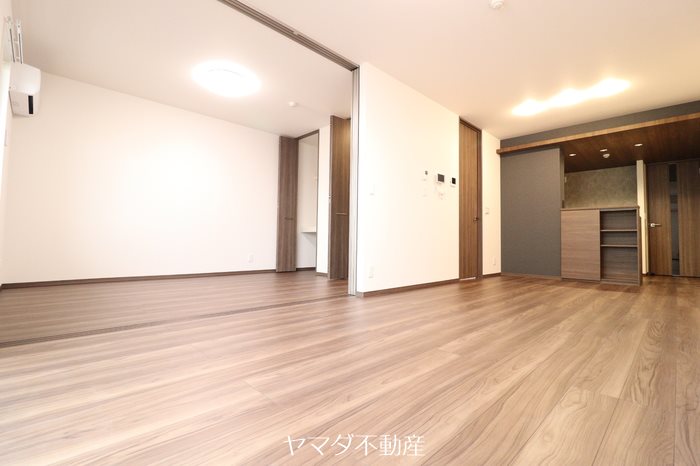 ラ・ルミエール紅雲 リビング