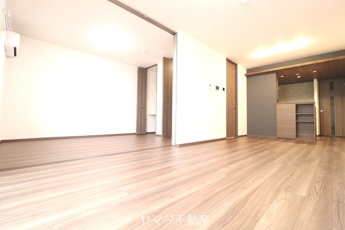 ラ・ルミエール紅雲 リビング