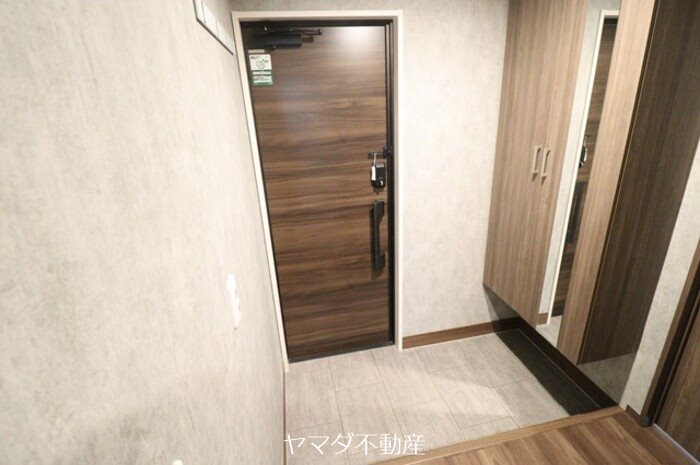 ラ・ルミエール紅雲 玄関