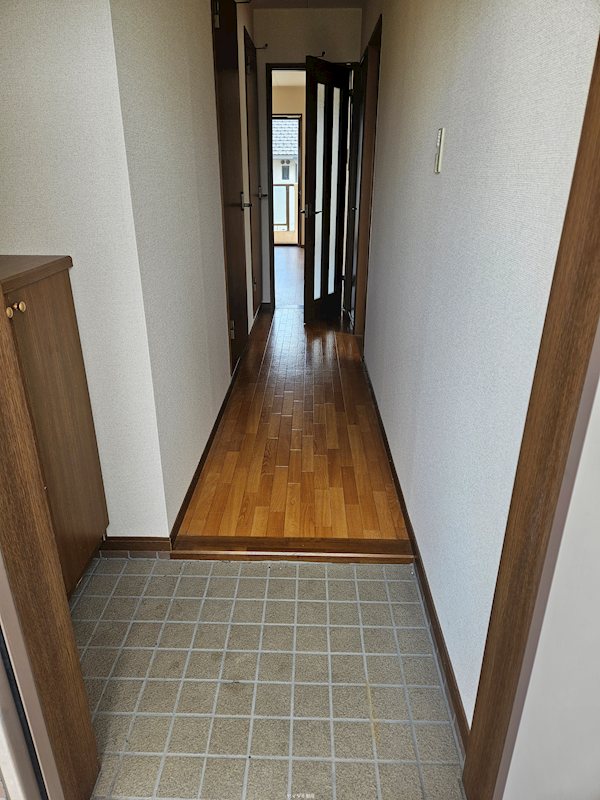 コンフォール石坂D 玄関