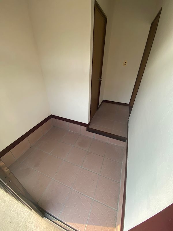 富岡市富岡戸建（1794-1） 玄関