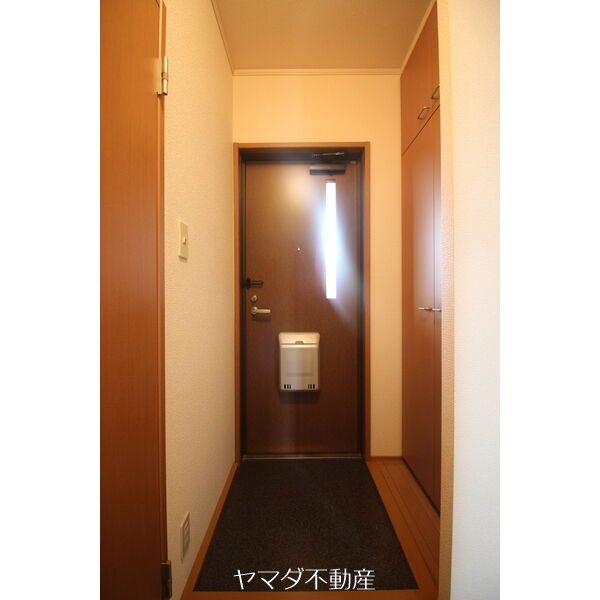 レトア絹香 玄関