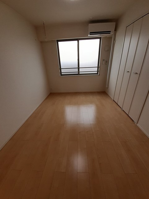 ベッドルーム