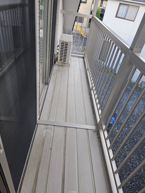 Les Aubepines昭和(レ・ゾービピン昭和) ベランダ