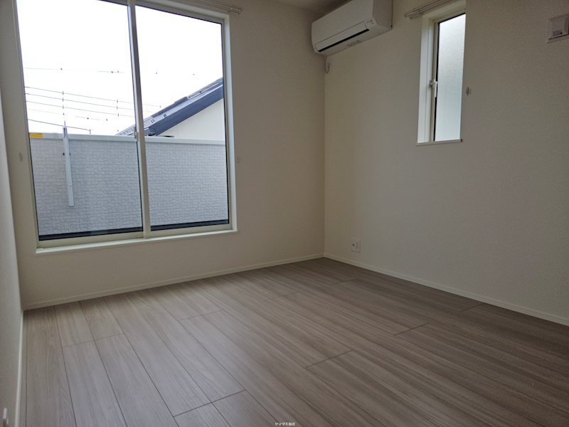 大利根町2丁目戸建 リビング