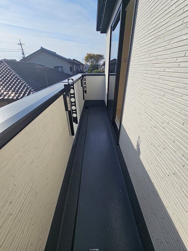 リナージュL ベランダ