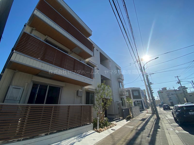 コンフォート若松 外観写真
