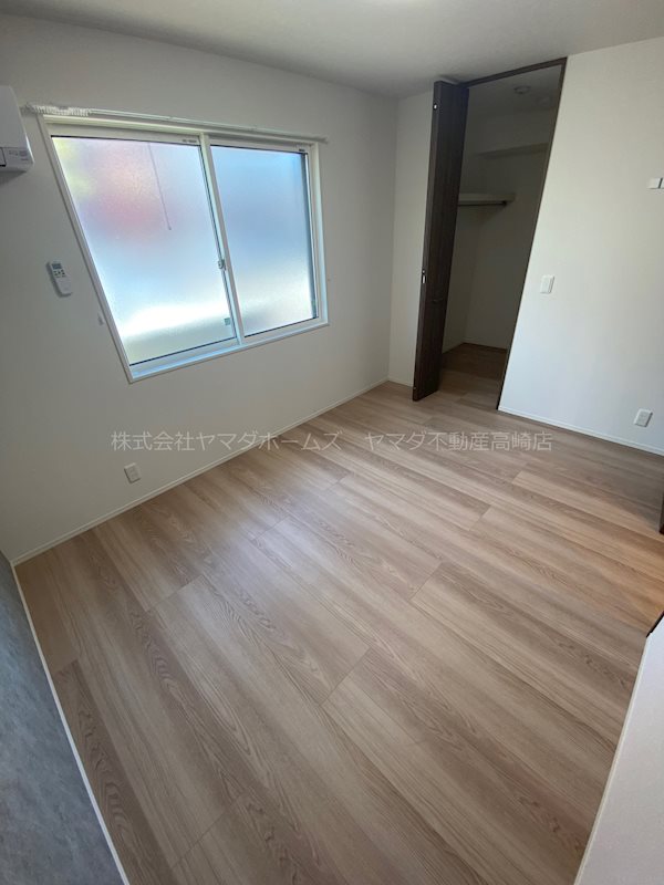 コンフォート若松 ベッドルーム