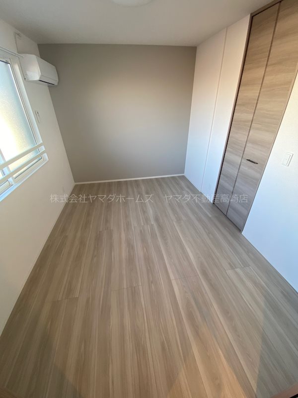 コンフォート若松 ベッドルーム