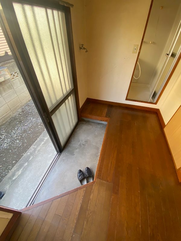 新井住宅 玄関