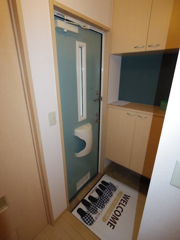 リュエルB 玄関