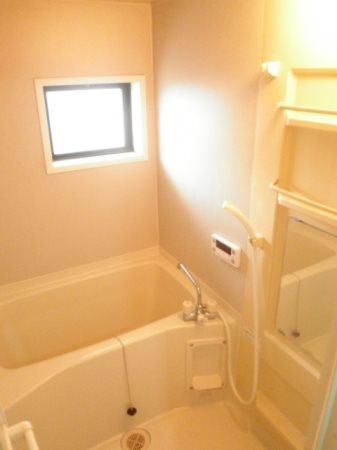 メゾン・ブランシェB 風呂画像