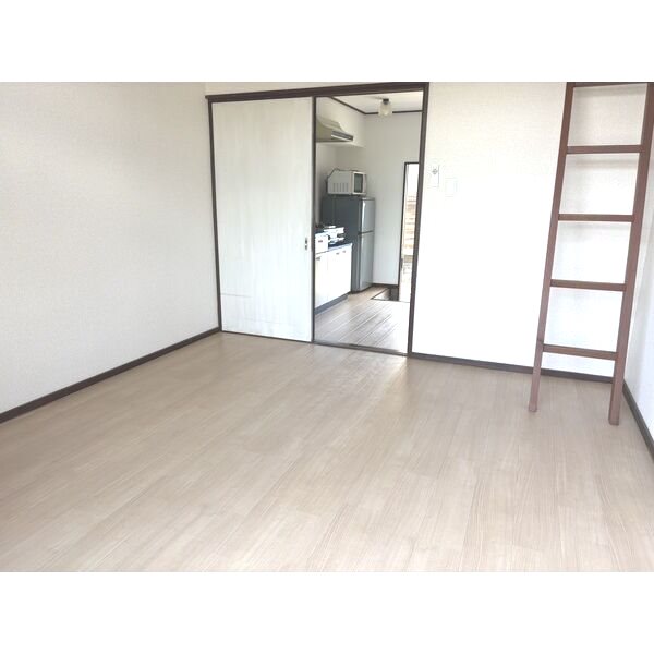 アリス箱田 ベッドルーム