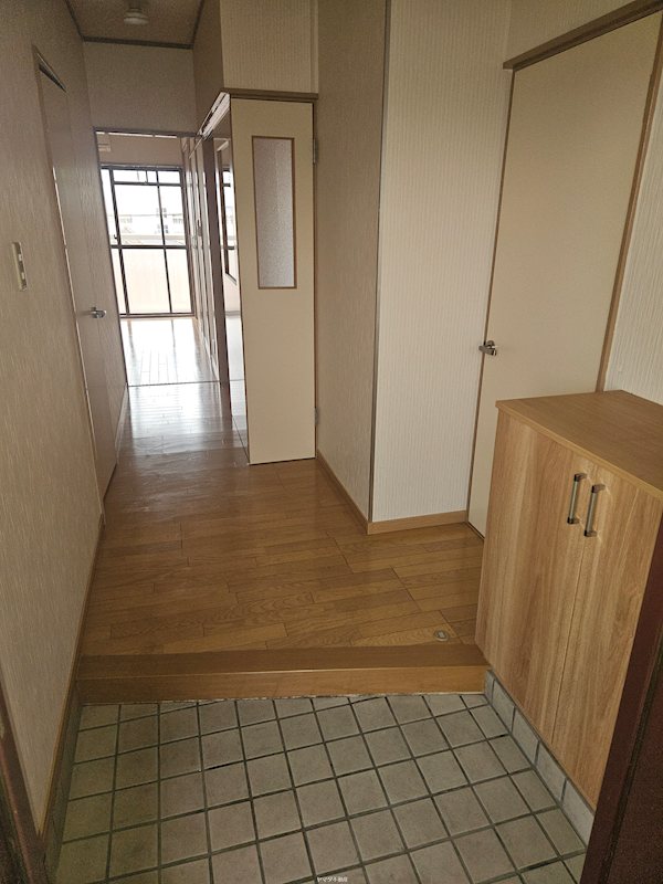寺澤ハイツ 玄関